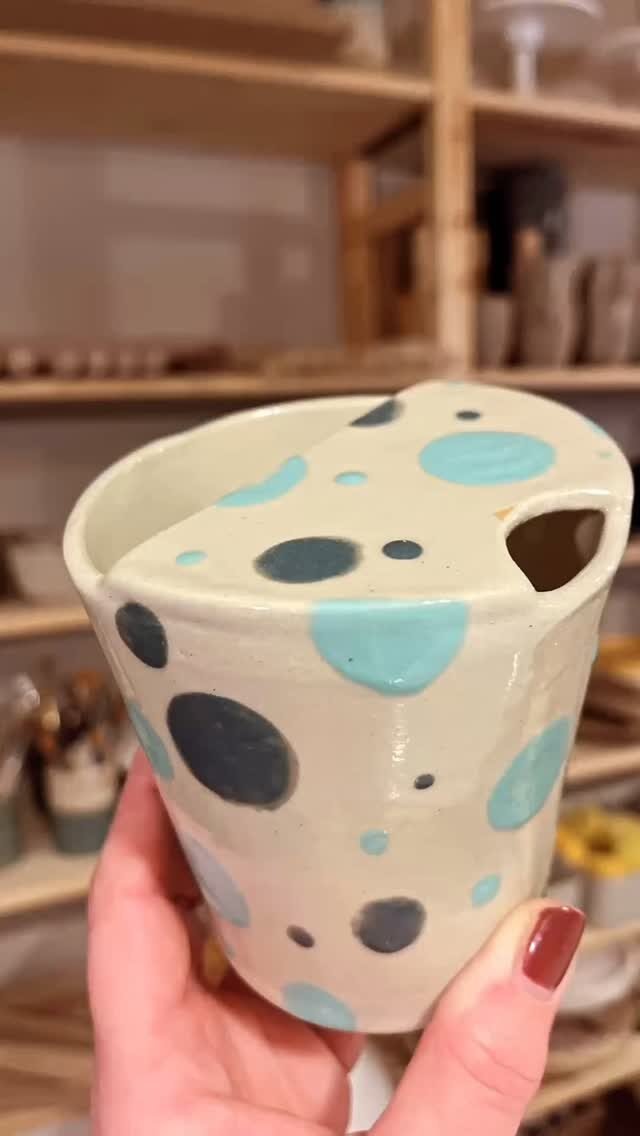 Instagram post from seikreativ.keramik. This post is in position 7.